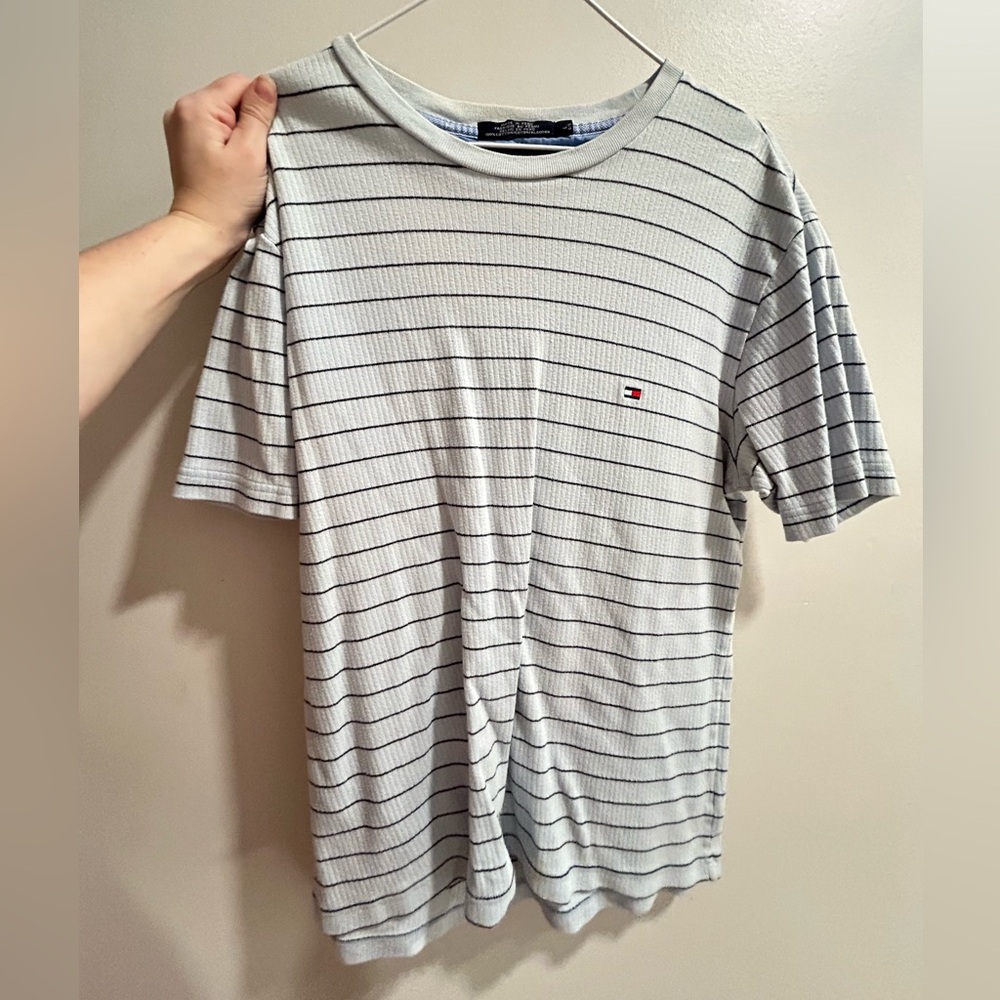 Tommy Hilfiger Men's Baby Blue and Navy Striped Tee